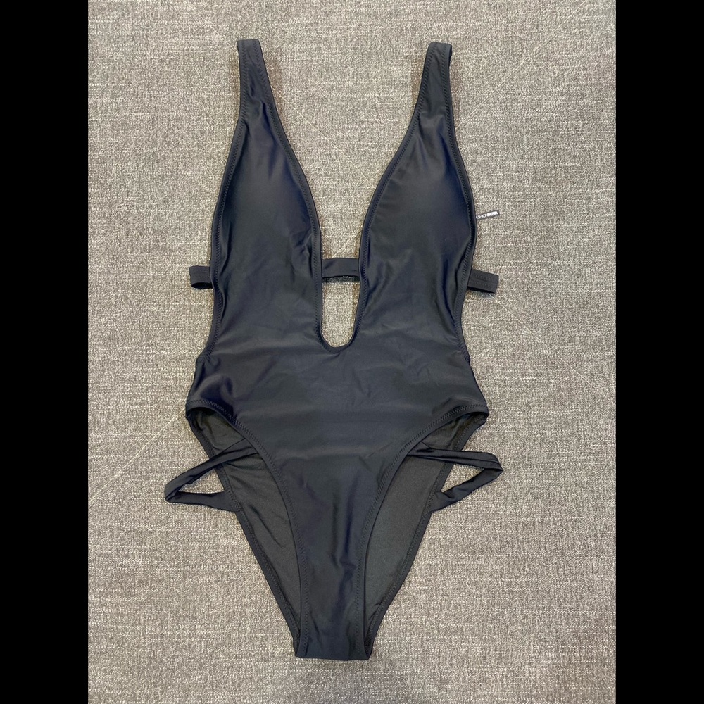 Fashion Nova “Sold Out” Boat Party Bathing Suit- One Piece